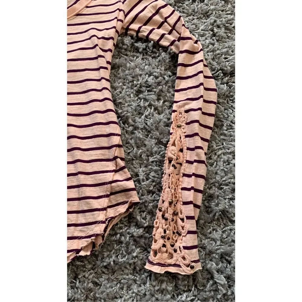 32- FREE PEOPLE Tuscaloosa Hard Candy Cuff Striped BOHO PINK Shirt Top sz XS